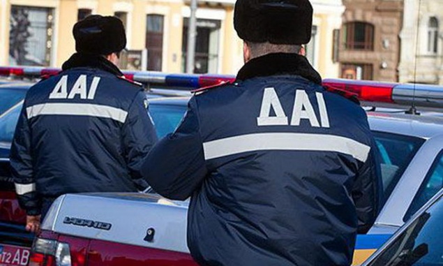 Пьяного водителя, напавшего на сотрудника ГАИ - арестовали