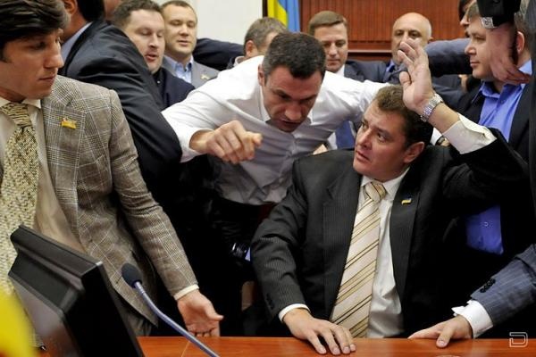 Депутаты Киевсовета ведут себя как школьники