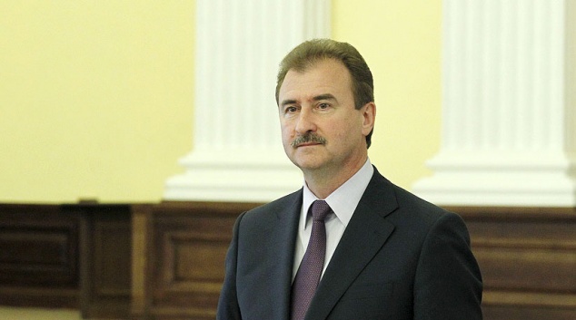 Бывшего главу КГГА Александра Попова подозревают в “пособничестве” и превышении власти