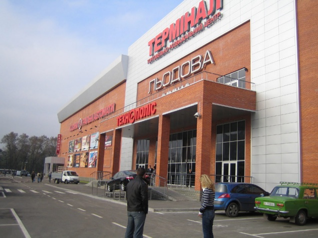 В Броварах сообщали о минировании ТРЦ “Терминал”