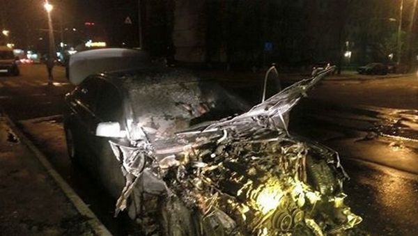 Сегодня ночью на столичной Оболони сожгли авто и.о. гендиректора “Укрзализныци”