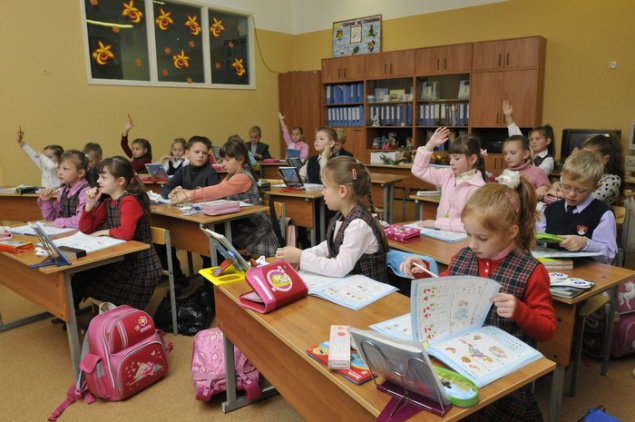 Финансирование столичных школ не предусматривает наличие детей-переселенцев