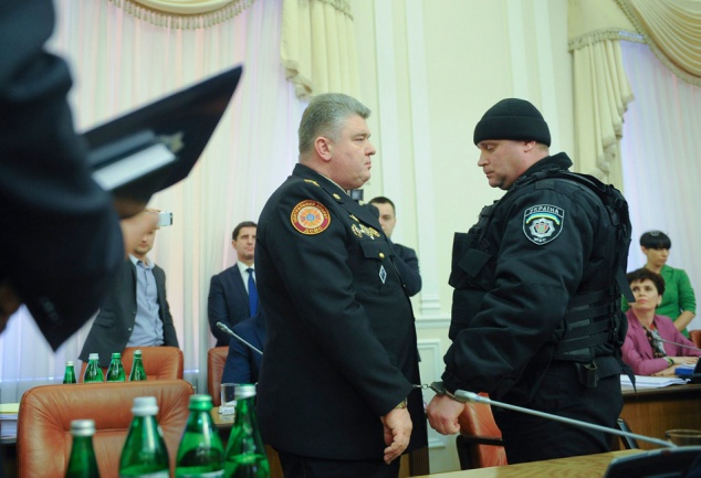 Госфинмониторинг проверяет происхождение денег, которые собираются внести как залог за экс-чиновника ГосЧС Сергея Бочковского