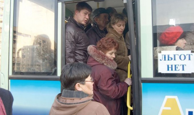 В Минсоцполитики считают, что транспортники преувеличивают количество перевозимых льготников