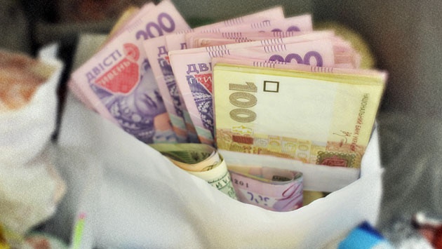 Курс валют вже з літа почне знову зростати — аудитори