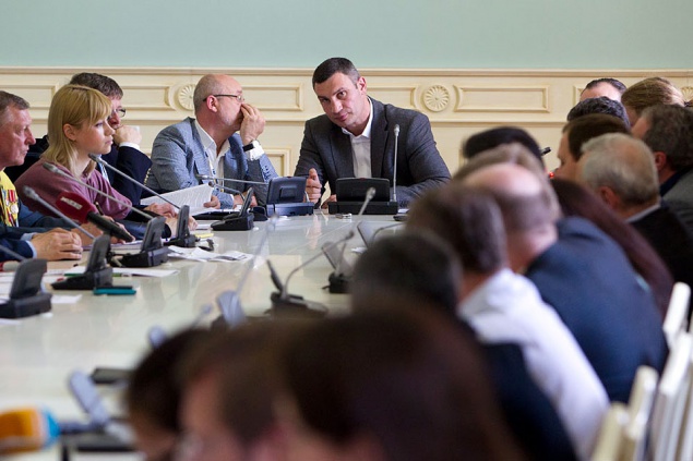 Все коммунальные предприятия Киева переведут на систему электронных закупок