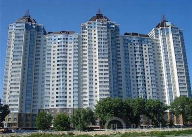 На Русановке застройщик через суд “рейдерит” ОСМД