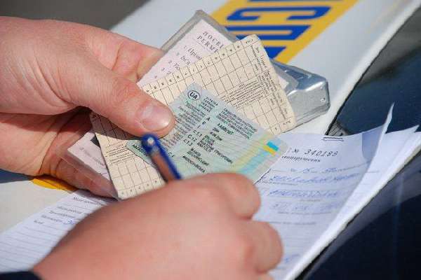 Столичные ГАИшники предлагают оплачивать штрафы онлайн