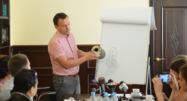 Комиссия начала проверять готовность столичных домов к зиме: осталось осмотреть еще 11 тысяч