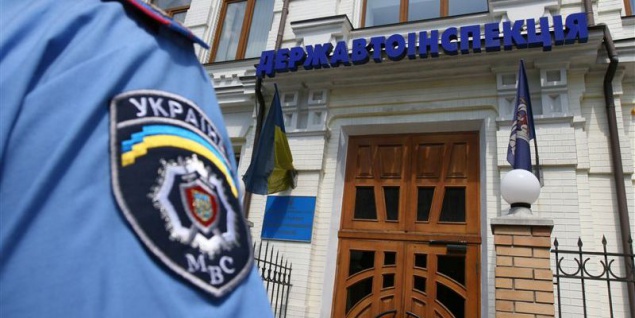 Столичная ГАИ накупила шин у поставщика, начинавшего бизнес на Луганском авторынке