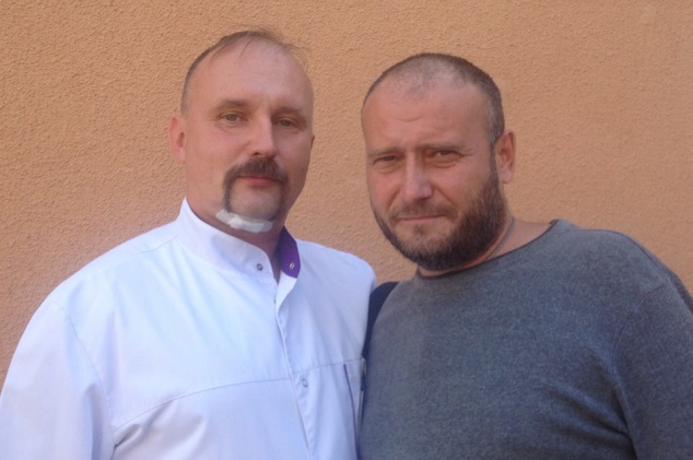 Лидера “Правого сектора” Дмитрия Яроша госпитализировали и готовят к операции