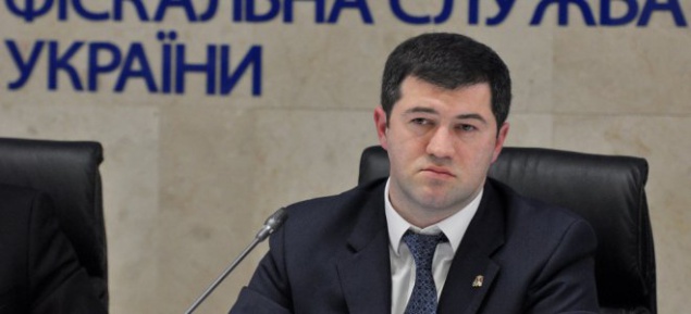 Глава ГФС Насиров посчитал не обязательным вносить в декларацию еще одну свою лондонскую квартиру