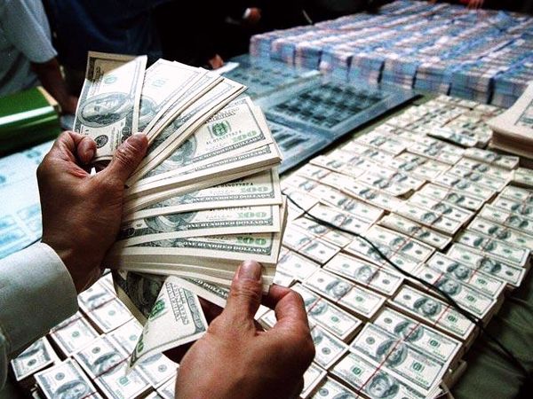 В Киеве накрыли конвертцентр с оборотом более 100 млн грн