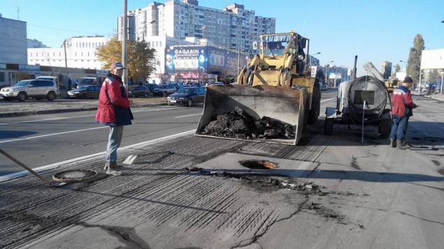 На воскресенье в работу общественного транспорта в столице внесли изменения (схемы)