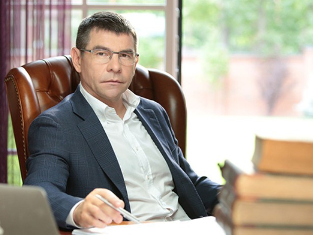 “Феномен Думчева из “Руха за Реформы” – это, прежде всего, полномасштабная и системная избирательная кампания”, - политолог