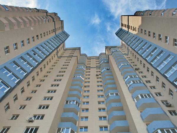 В Киеве продают квартиры по гривне за штуку (видео)
