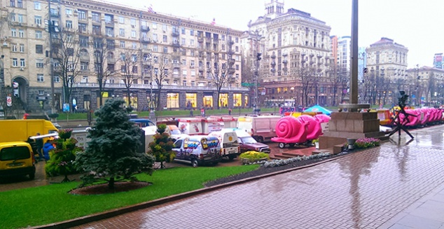 Столичные власти решили подать в суд на автокофейни, “припарковавшиеся” возле мэрии