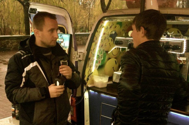 Владельцы столичных автокофеен добились от Кузьменко справедливости