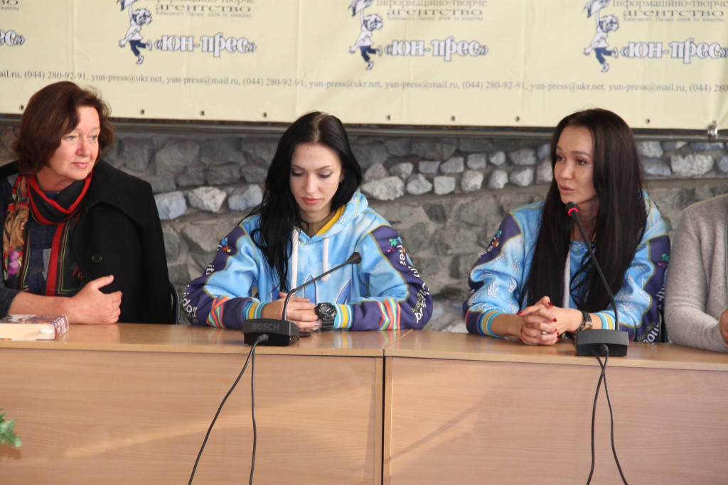 Сміливість і війна не мають статі Сміливість і війна не мають статі