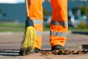 Обухів заплатить 6,7 млн гривень за прибирання вулиць та викошування газонів