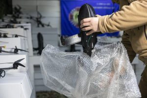 Громада столиці передала 1200 мультироторних систем бійцям 25-ої Київської бригади