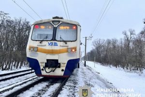 На Фастовщині під колесами потягу загинула дівчина