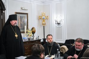 Сінод ПЦУ відправив у монастир єпископа, який підозрюється у видачі фальшивих посвідчень священників військовозобов'язаним