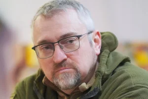 Нардеп Федієнко вимагатиме пояснити відсутність у військових Подільського РТЦК на блокпості бодікамер