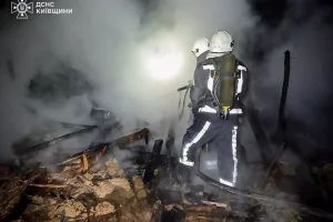 На Обухівщині сталася пожежа у двох недобудованих будинках