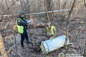 У Деснянському районі вибухотехніки провели підрив бойової частини ракети Іскандер-К (фото)