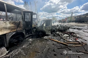 Удар рф по Дніпру: одна людина загибла, 17 - постраждали (фото, відео)