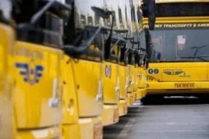 У Києві цими вихідними низка столичних автобусів і тролейбус № 34 курсуватимуть зі змінами руху через заплановані ярмарки