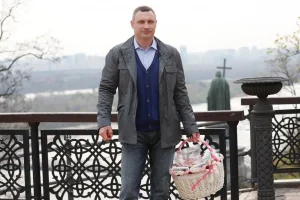 Віримо в перемогу добра над злом, правди й справедливості – над зазіханнями агресора, - Кличко привітав українців з Великоднем