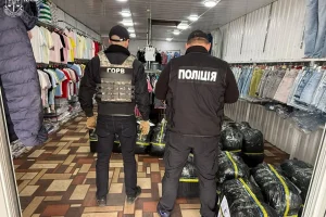 В Одесі ексмитник організував продаж 50 тонн гуманітарної допомоги на «7 кілометрі»