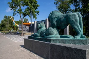 Зоопарк Києва витратить 2,1 млн гривень на вікна і двері